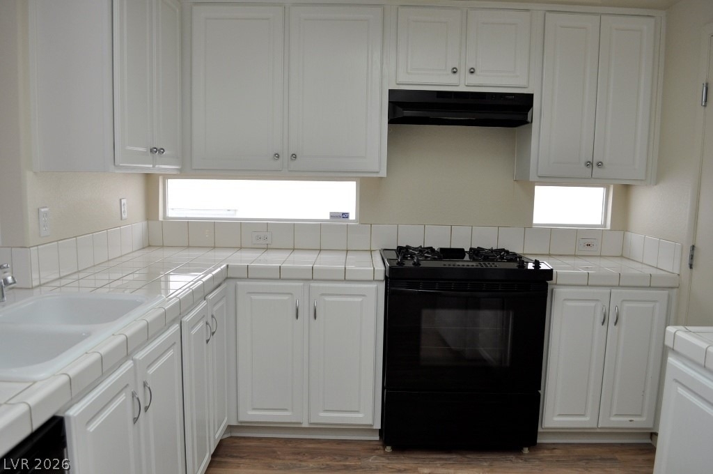 10137 Maidens Wreath Court - Photo 11