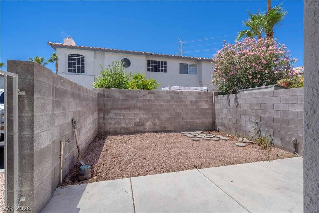 8216 Diamond Star Court - Photo 4