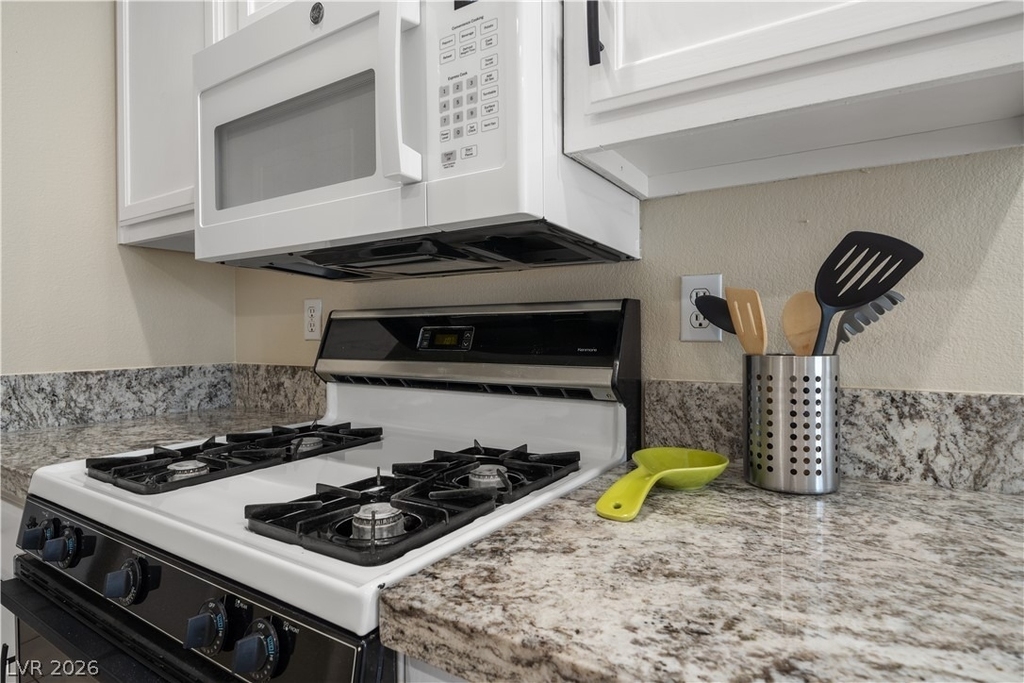 8216 Diamond Star Court - Photo 14