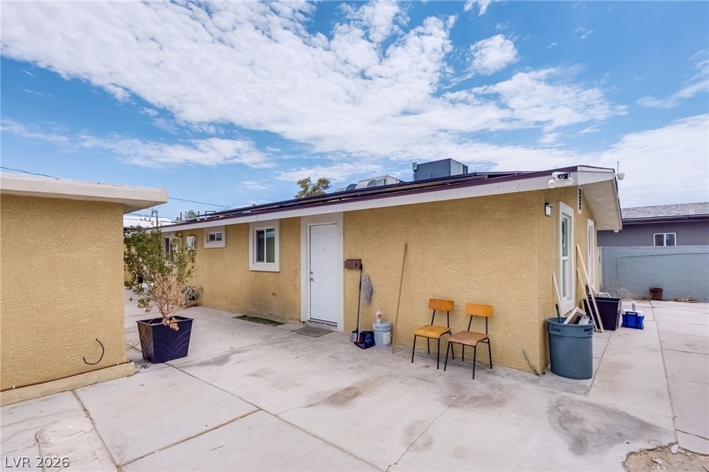 2318 Bassler Street - Photo 10