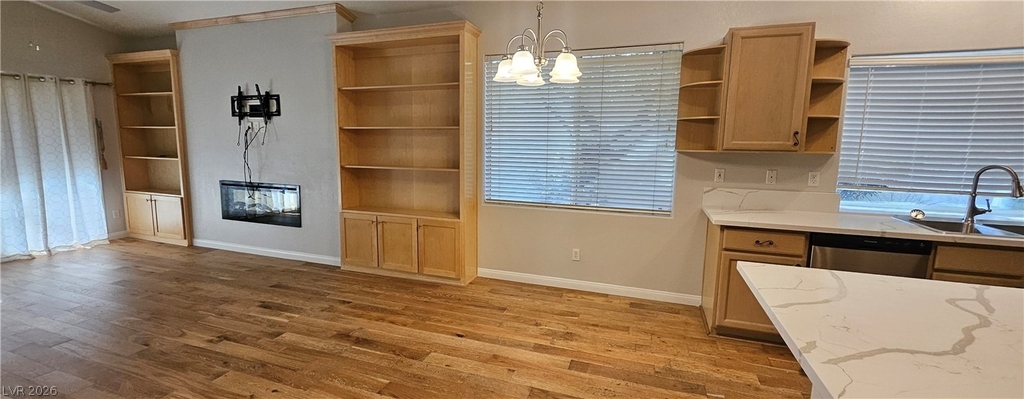 3433 Round Valley Way - Photo 5