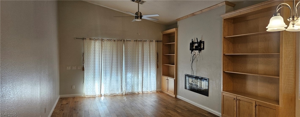 3433 Round Valley Way - Photo 8