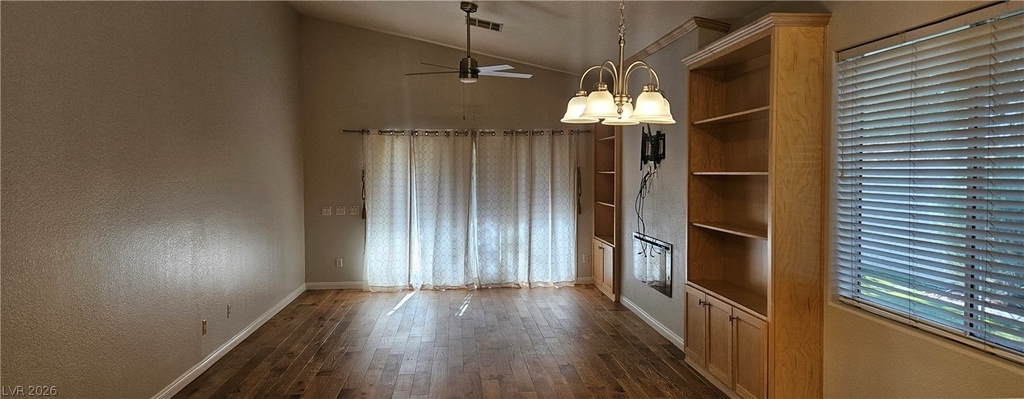 3433 Round Valley Way - Photo 6