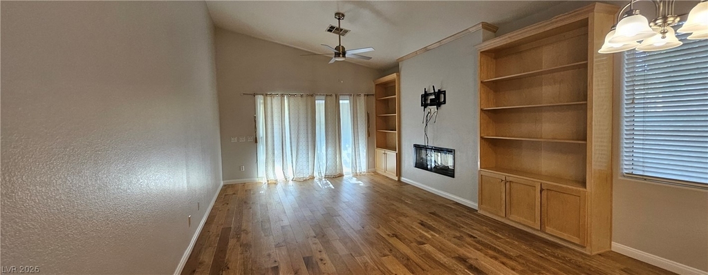 3433 Round Valley Way - Photo 9