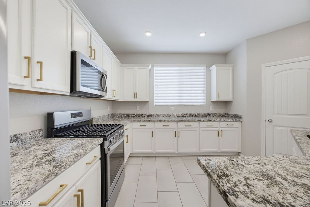 10661 Sariah Skye Avenue - Photo 14