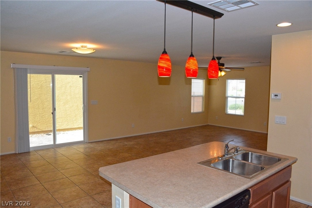 9920 Turquoise Glass Court - Photo 9