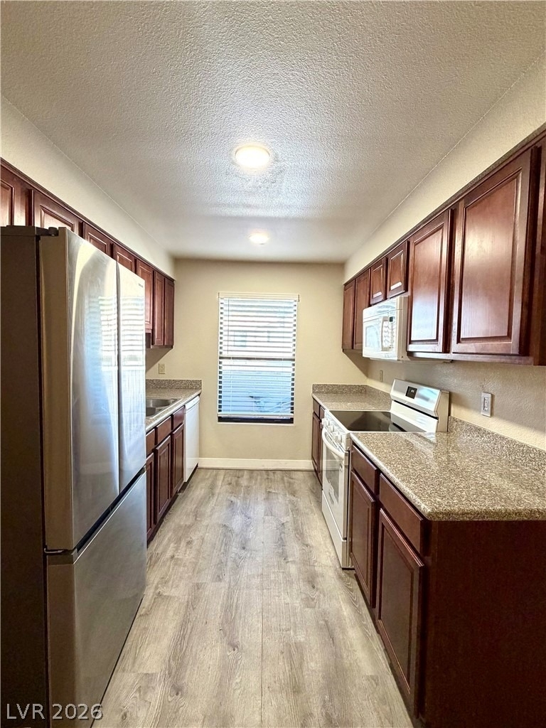 2451 N Rainbow Boulevard - Photo 3