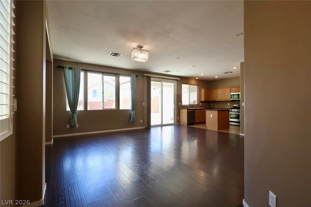 10643 Tray Mountain Avenue - Photo 2
