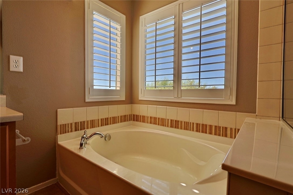 10643 Tray Mountain Avenue - Photo 22