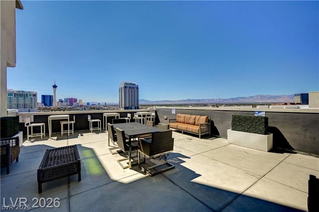 353 Bonneville Avenue - Photo 33