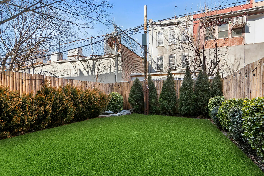147 Herkimer Street - Photo 5