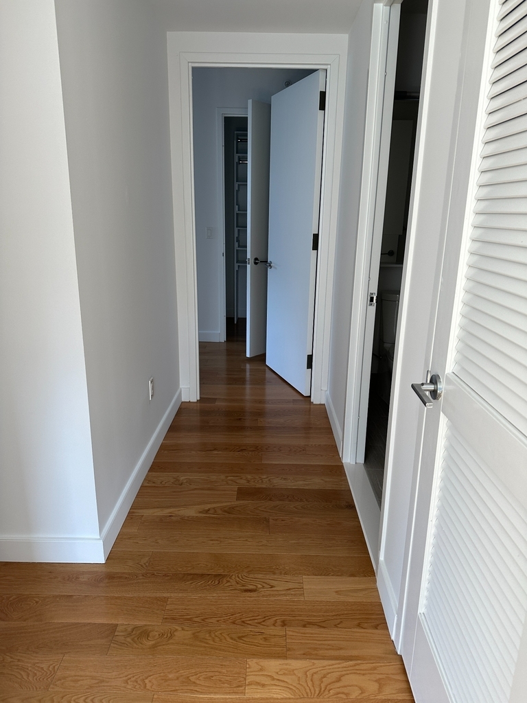  West 57th Street - Photo 4