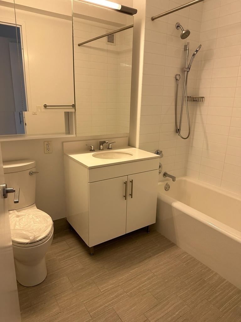  West 57th Street - Photo 9