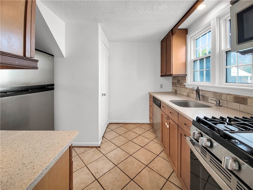 54 Westmoreland Drive - Photo 12