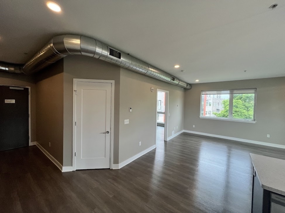 625 S Goodman Street - Photo 4