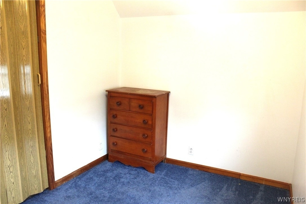 40 Ryan Street - Photo 8