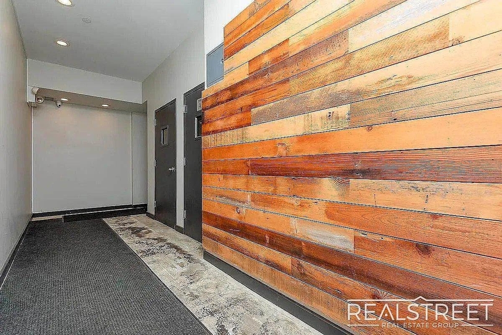 286 Stanhope Street - Photo 9