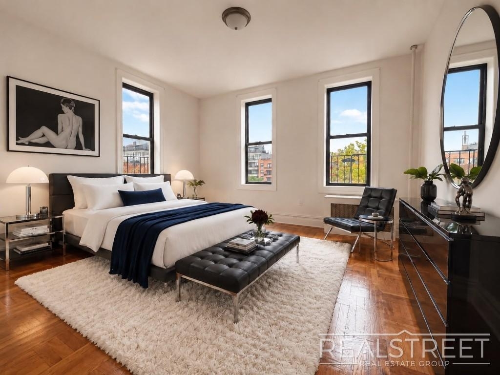 320 Ocean Parkway - Photo 2