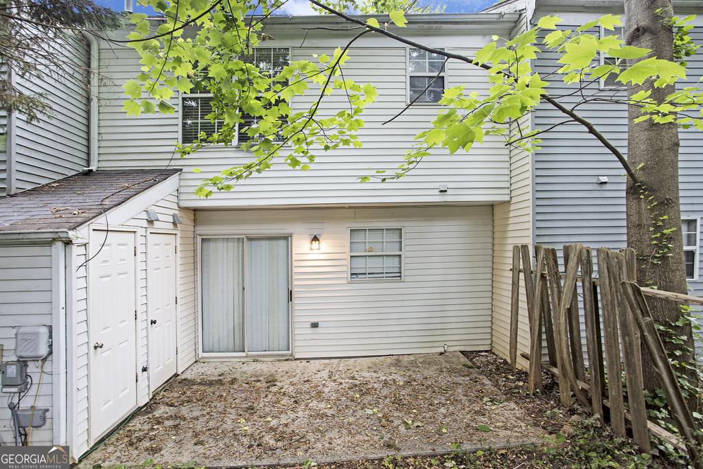 5731 Wells Circle - Photo 14