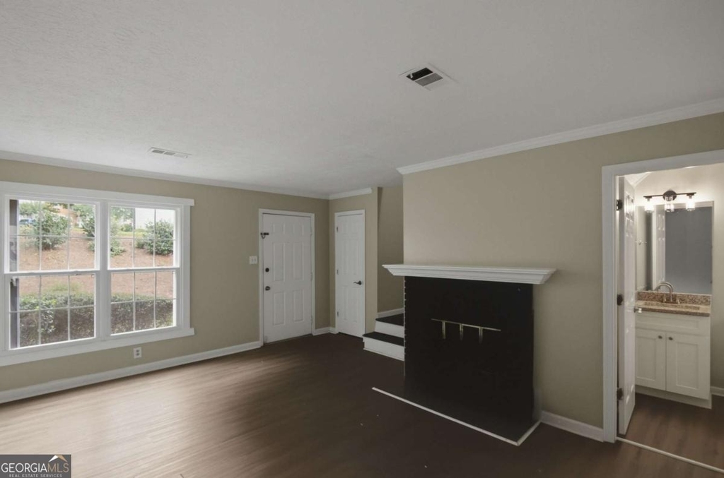 218 Mill Creek Place - Photo 0