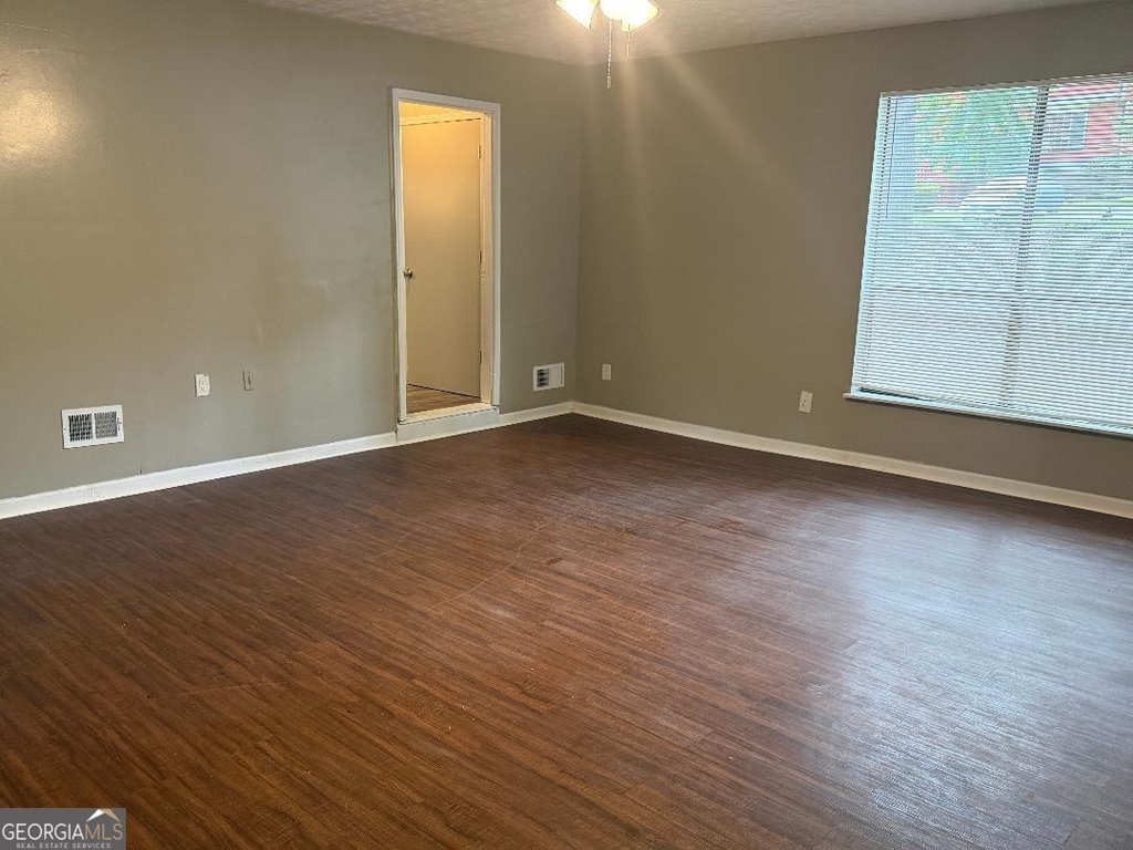 1116 Aspen Log Place - Photo 4