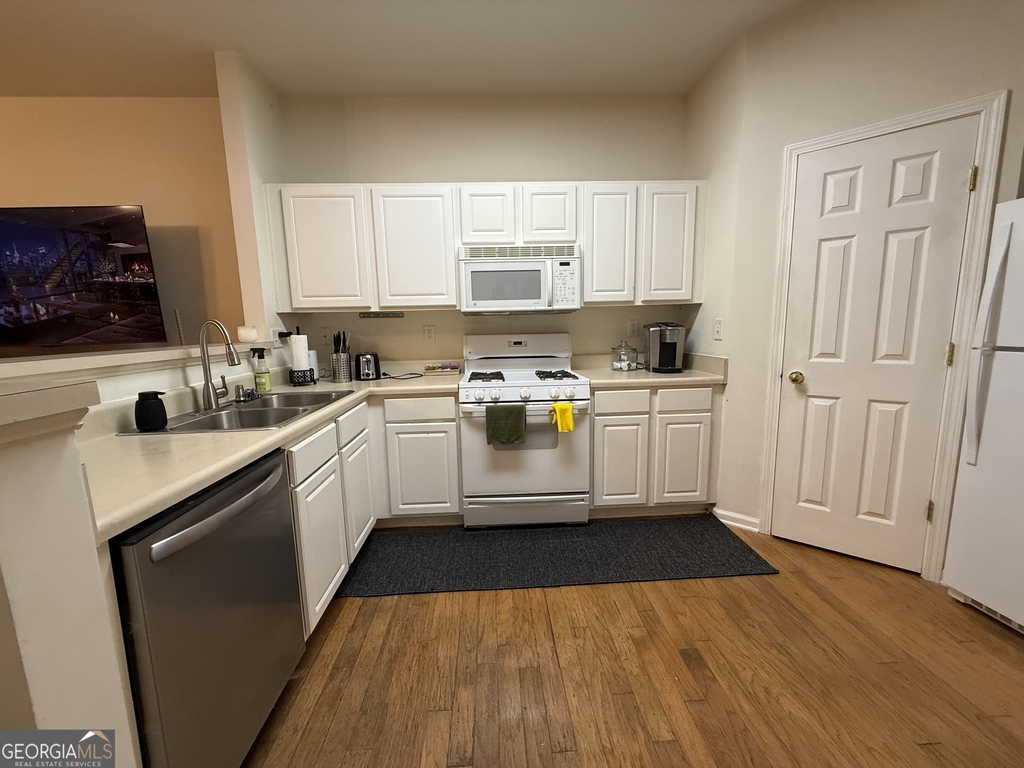 1487 Cove Creek Circle - Photo 4