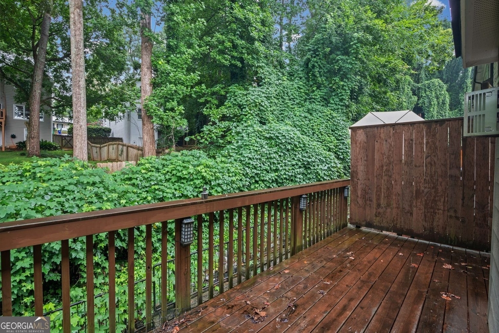 2779 White Oak Lane - Photo 36