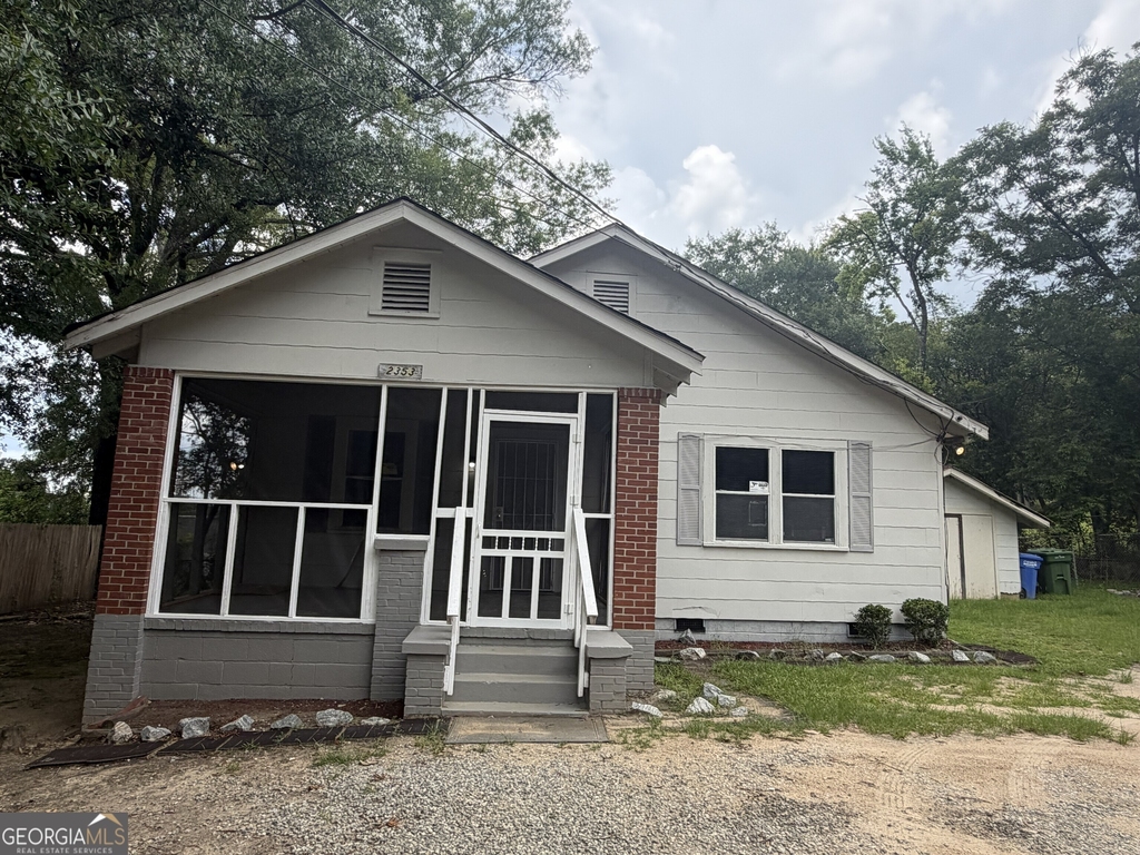 2353 Shelby Street - Photo 0