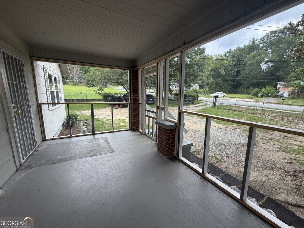2353 Shelby Street - Photo 1