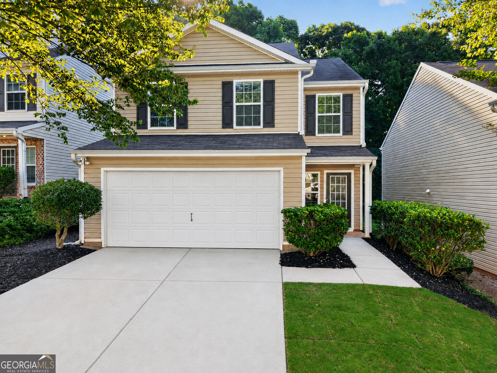 2820 Mayfair Drive - Photo 0
