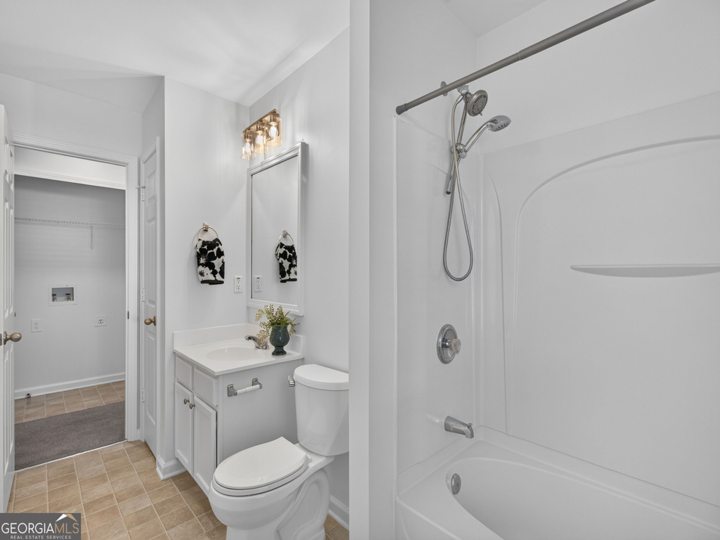 2820 Mayfair Drive - Photo 33