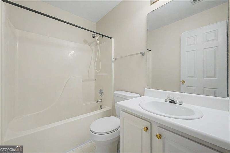 2025 Baramore Oaks Drive - Photo 16