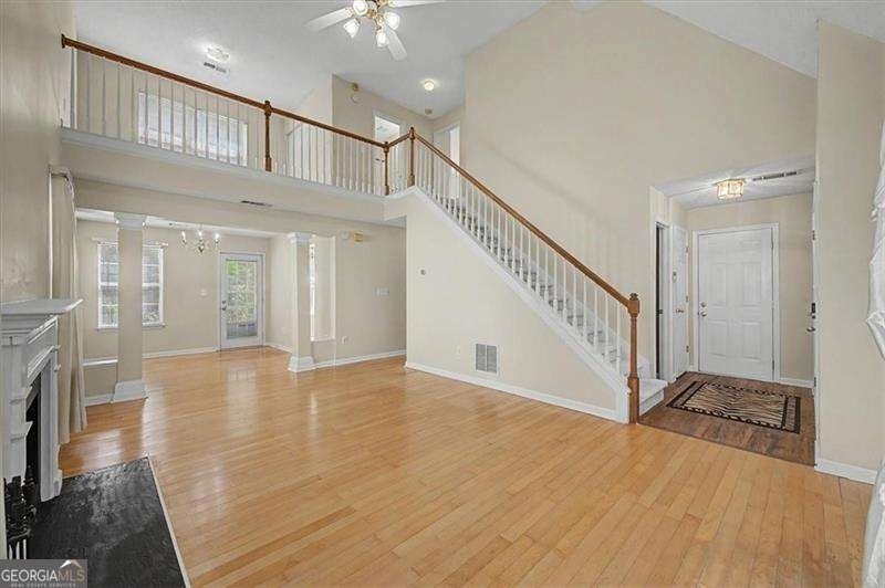 2025 Baramore Oaks Drive - Photo 2