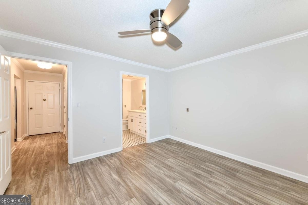 300 Johnson Ferry Road - Photo 12