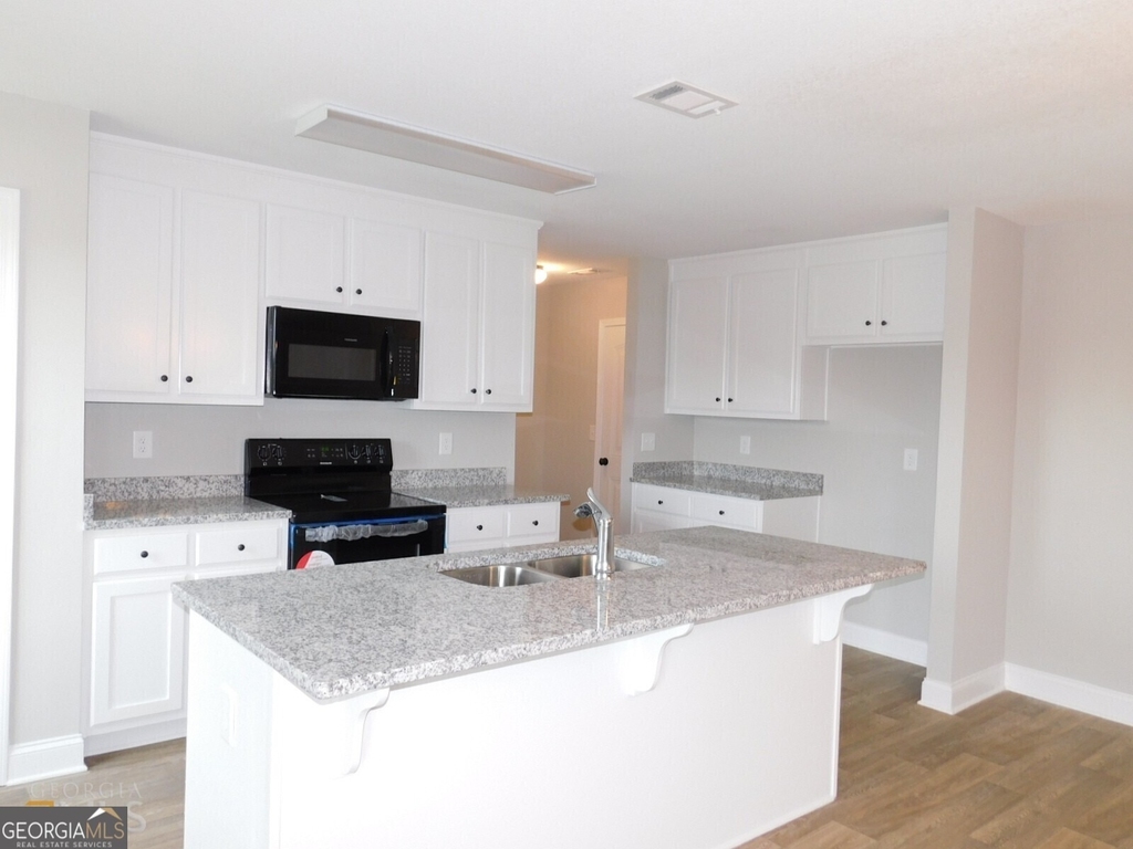 2214 Savannah Drive - Photo 4