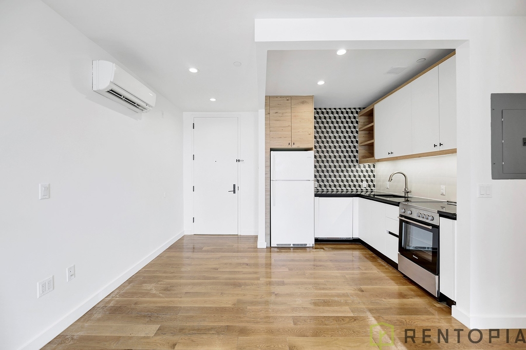 1875 Atlantic Avenue - Photo 4