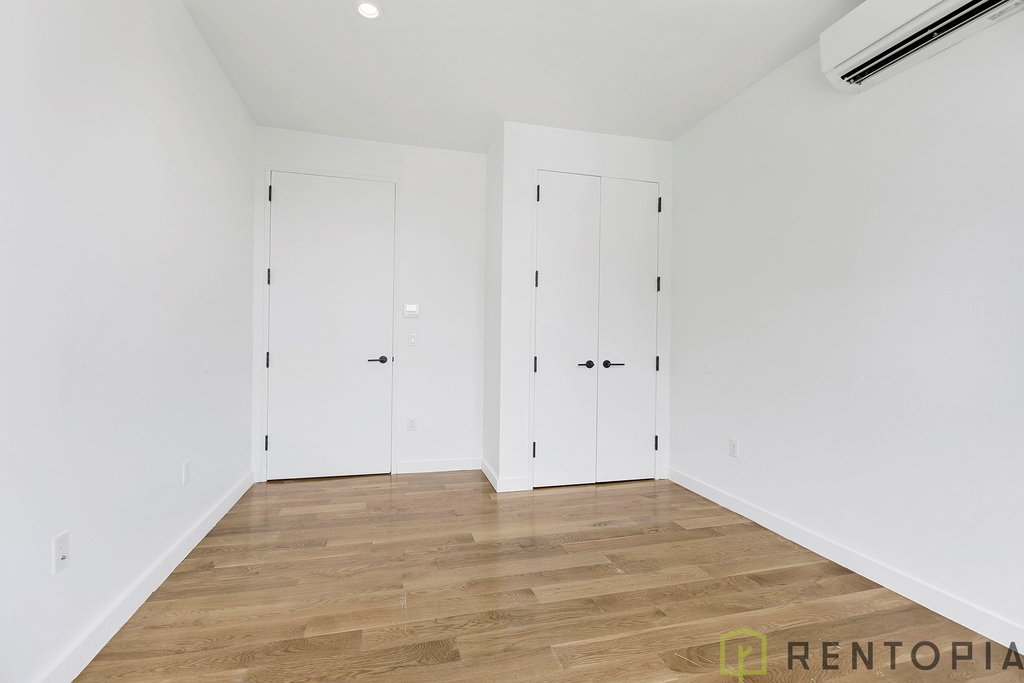 1875 Atlantic Avenue - Photo 8