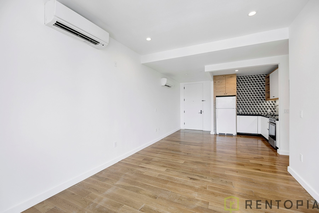 1875 Atlantic Avenue - Photo 2