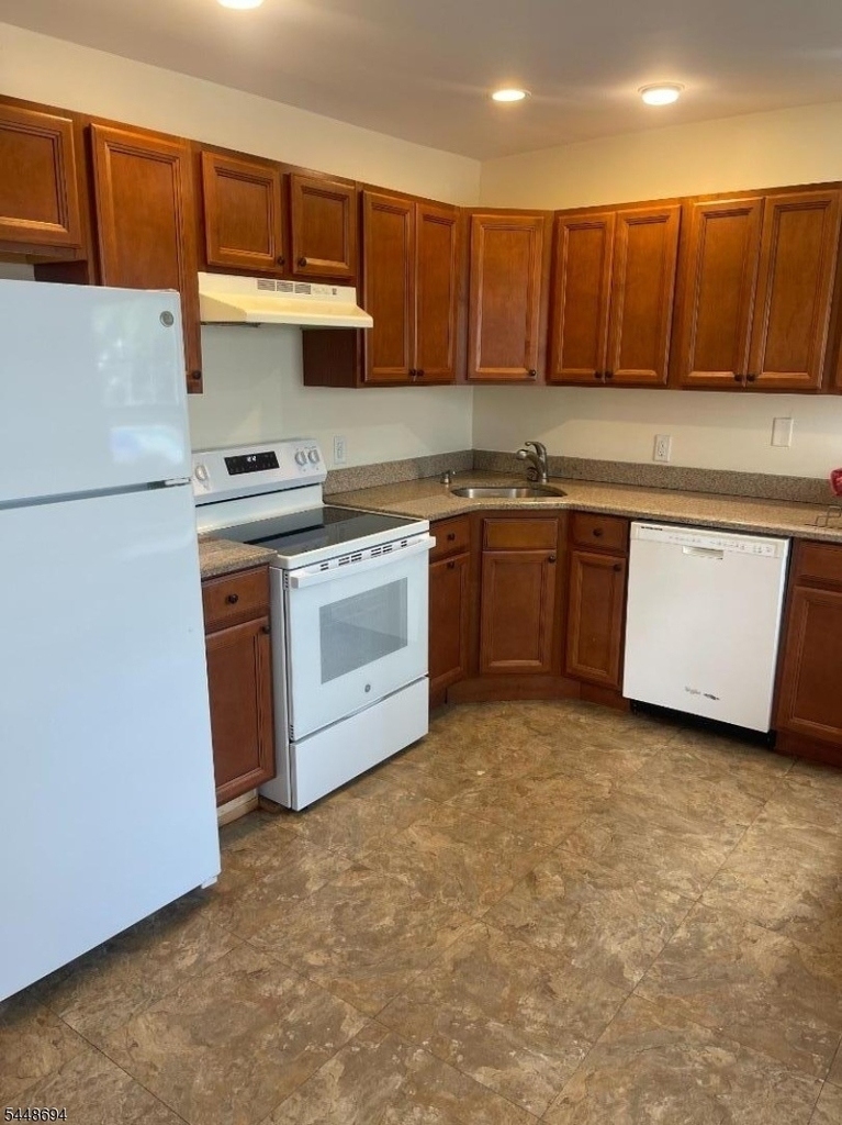 17 Chestnut St - Unit 1 - Photo 1
