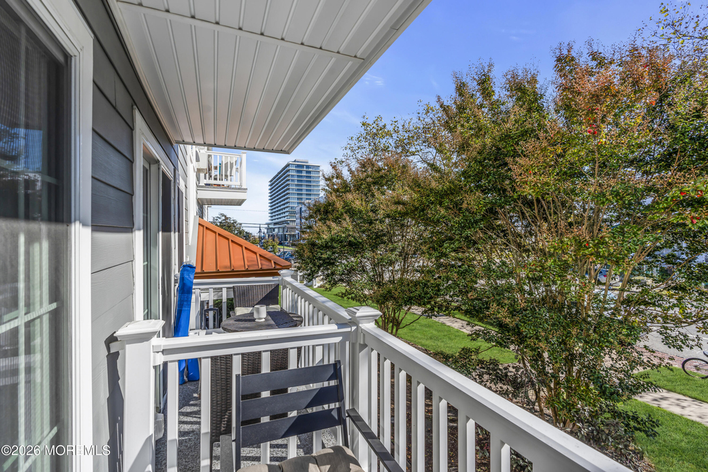 305 4th Avenue - Photo 14