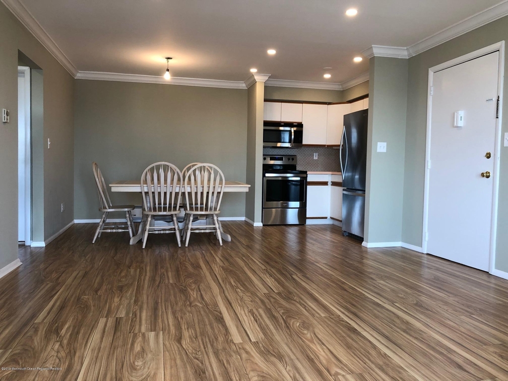 1501 Ocean Avenue - Photo 8