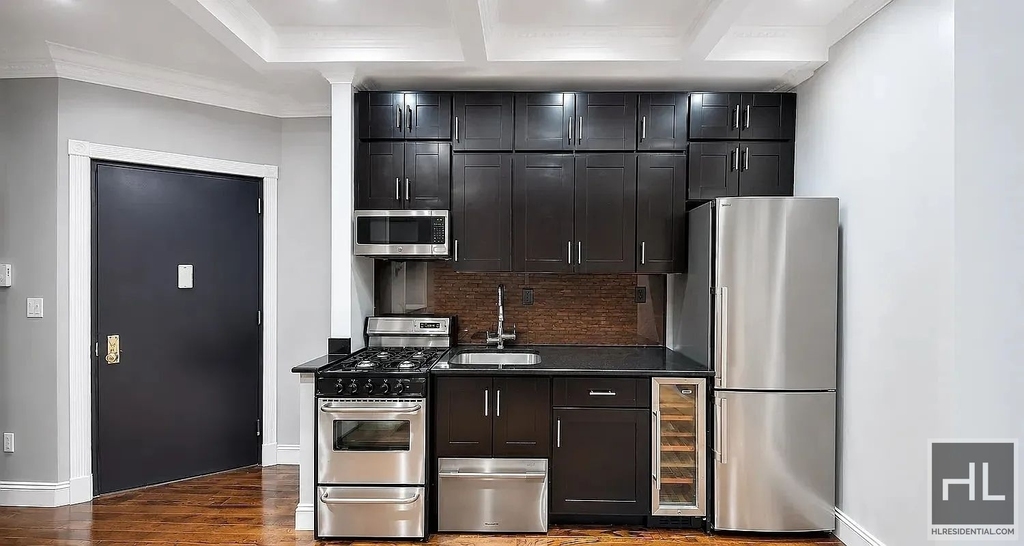 West 103rd Street - Photo 1