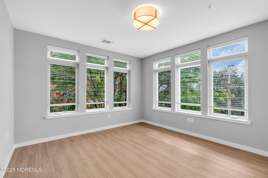 120 Monmouth Street - Photo 21