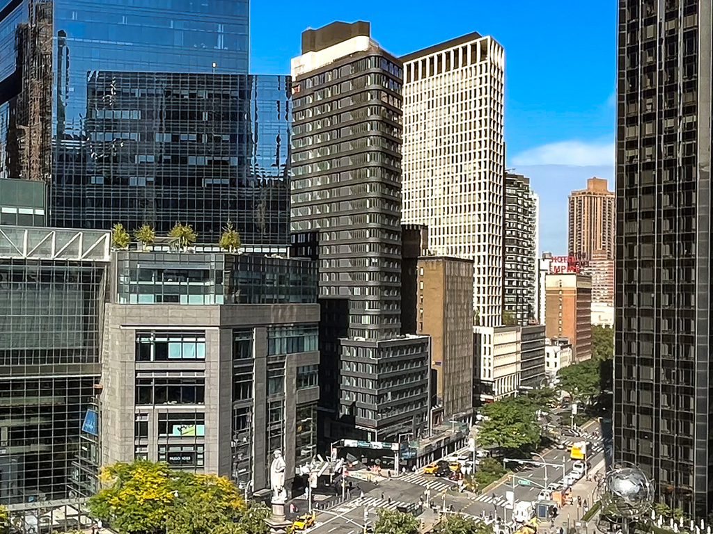 West 60th Street - Photo 24