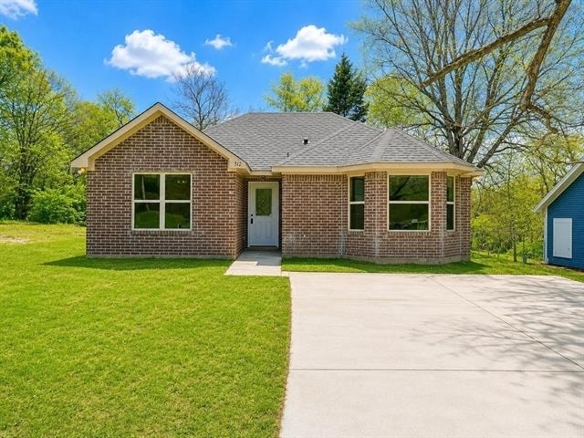 312 W Heron Street - Photo 0