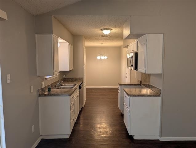 633 Christie Court - Photo 6