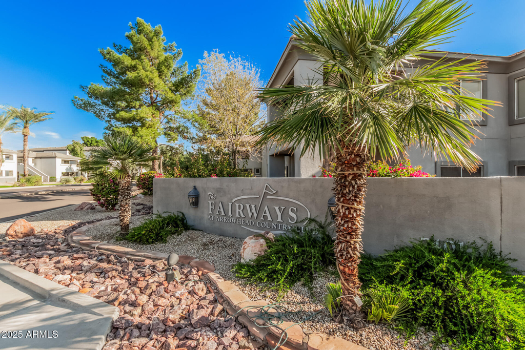 7401 W Arrowhead Clubhouse Drive - Photo 1