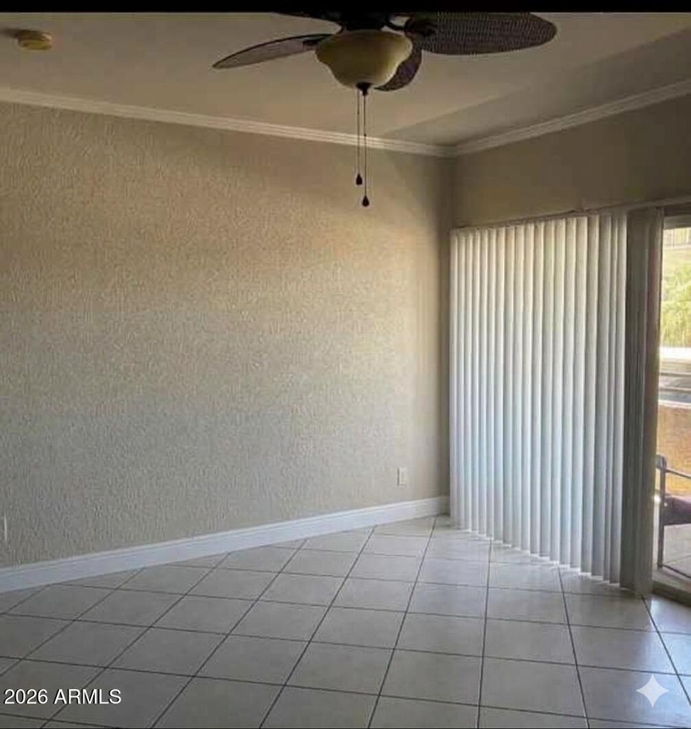 5401 E Van Buren Street - Photo 3