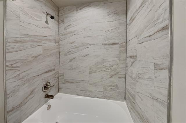 6917 Lincolnshire Lane - Photo 9