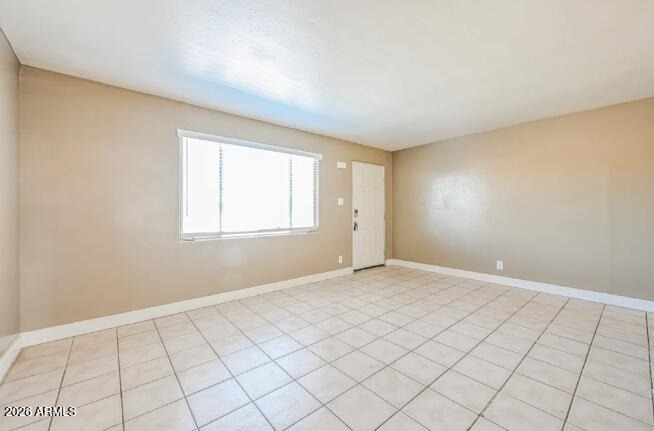 11207 W Oregon Avenue - Photo 2